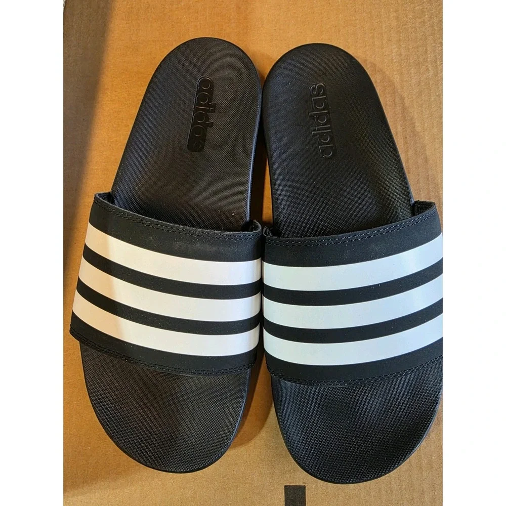Adidas‎ Adilette Size Men 5/Women 6 Comfort Slide Sandals, Black & White NIB